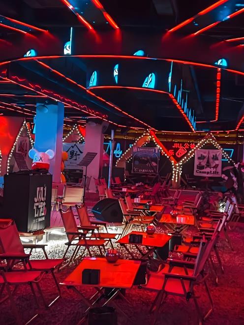 <a href=http://www.hxet.cn/yulezhuanqu/yulezhuanquliebiao/ target=_blank class=infotextkey>重慶酒吧裝修</a>價格